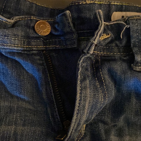 Women’s Jean shorts size 8 - Picture 3 of 4